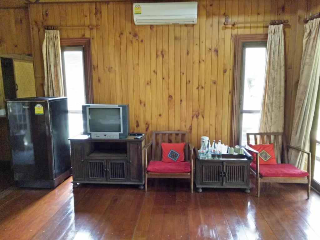 Indie House @ Maerim Чиангмай Экстерьер фото